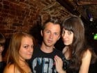 Sâmbătă noaptea în Club Escape