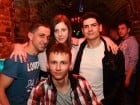 Sâmbătă noaptea în Club Escape