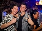 Sâmbătă noaptea în Club Escape