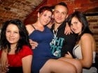 Sâmbătă noaptea în Club Escape