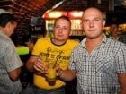 Sâmbătă noaptea în Club Escape