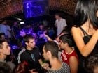 Sâmbătă noaptea în Club Escape