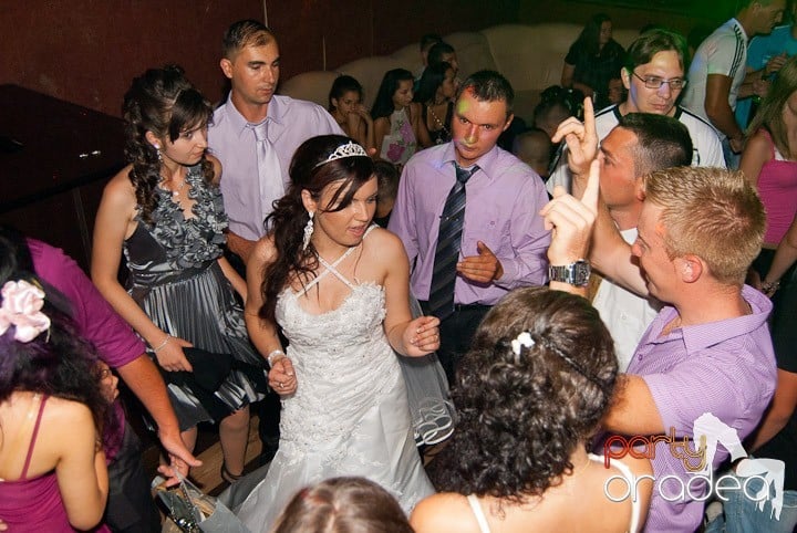 Sâmbătă noaptea în Club Seven, 