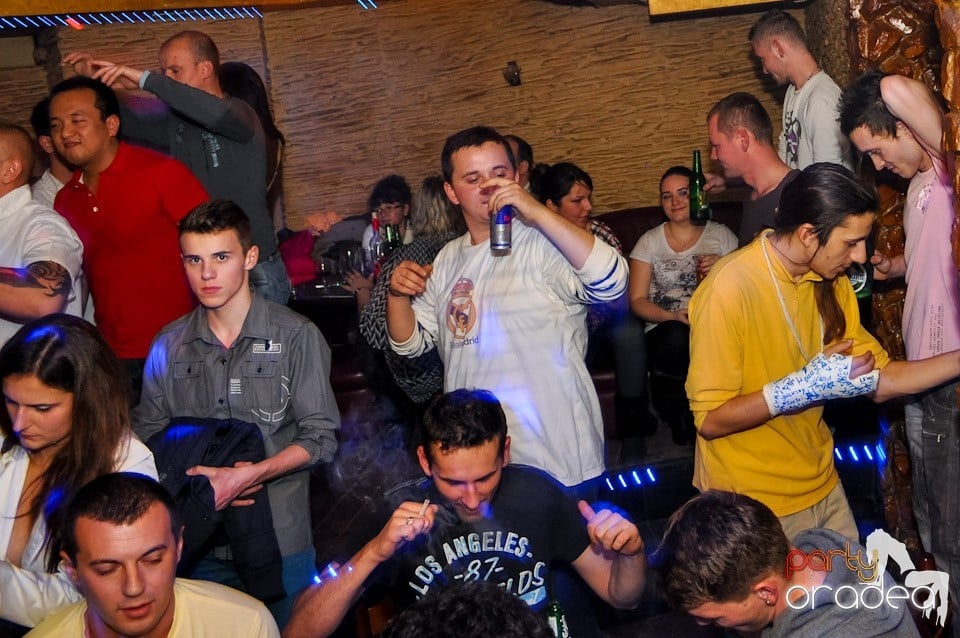 Sâmbătă noaptea în Downtown,