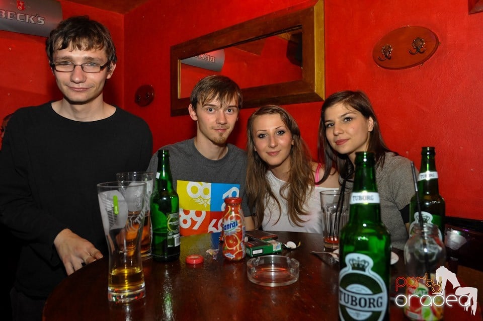 Sâmbătă noaptea în Downtown,