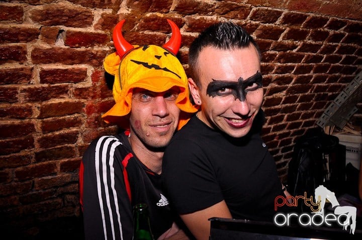 Sâmbătă noaptea în Escape, 