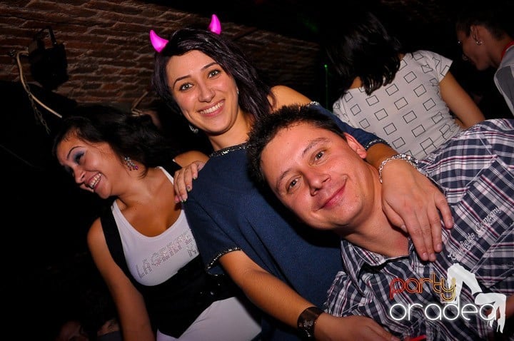 Sâmbătă noaptea în Escape, 