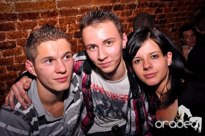 Sâmbătă noaptea în Escape, 