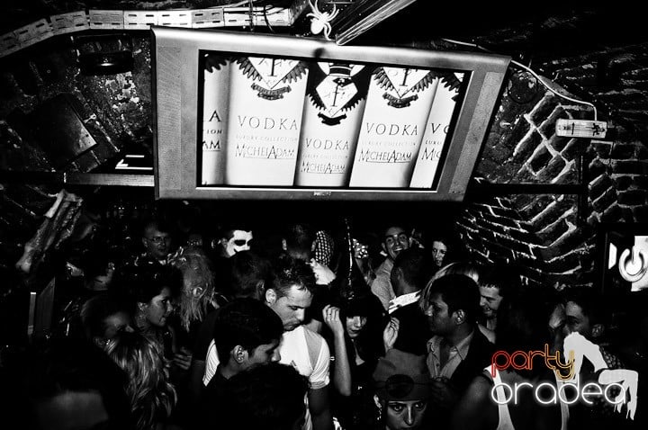 Sâmbătă noaptea în Escape, 