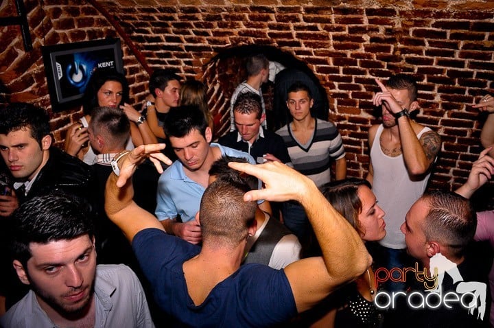 Sâmbătă noaptea în Escape, 