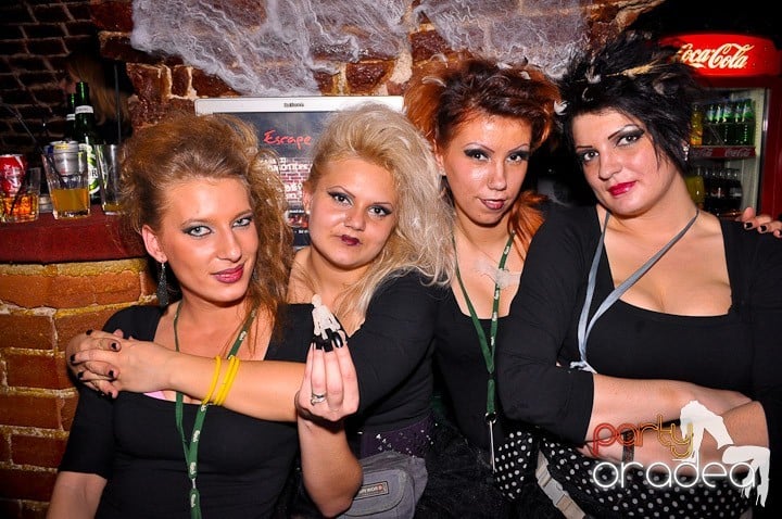 Sâmbătă noaptea în Escape, 