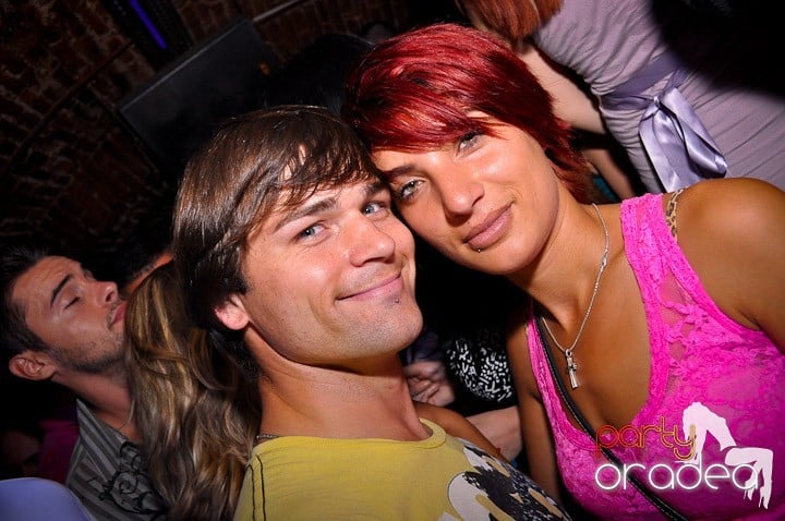 Sâmbătă noaptea în Escape, 