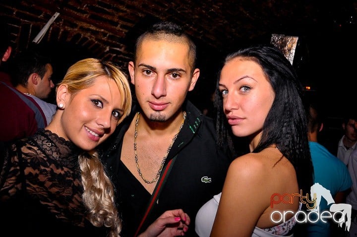 Sâmbătă noaptea în Escape, 