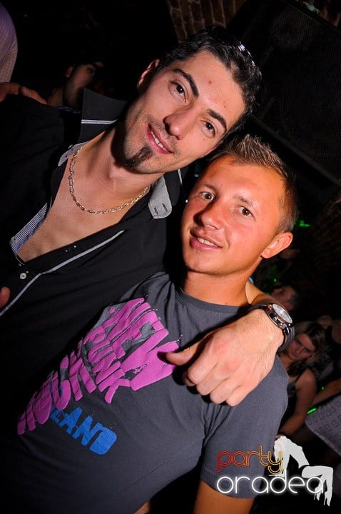 Sâmbătă noaptea în Escape, 