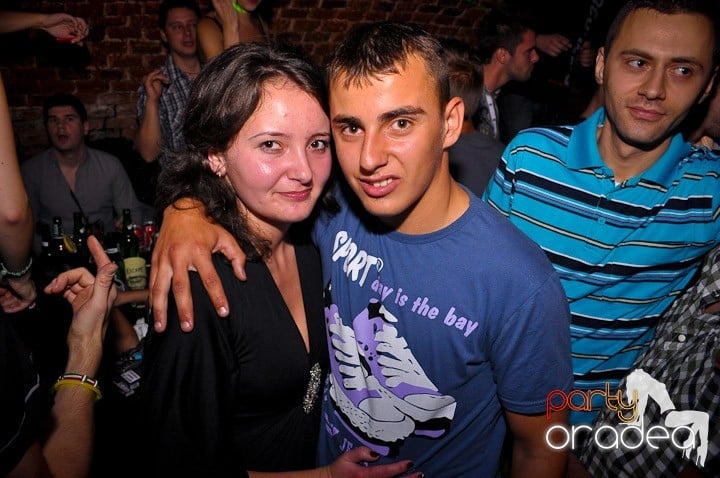 Sâmbătă noaptea în Escape, 