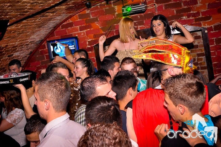 Sâmbătă noaptea în Escape, 