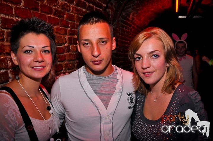 Sâmbătă noaptea în Escape, 