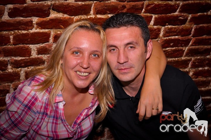 Sâmbătă noaptea în Escape, 