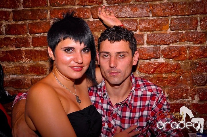 Sâmbătă noaptea în Escape, 