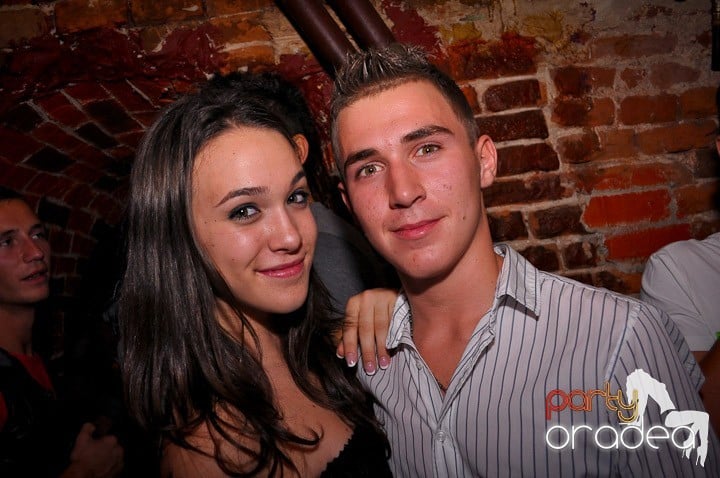 Sâmbătă noaptea în Escape, 