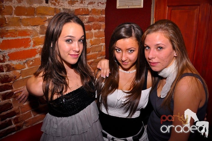 Sâmbătă noaptea în Escape, 