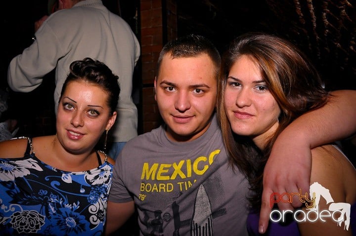 Sâmbătă noaptea în Escape, 