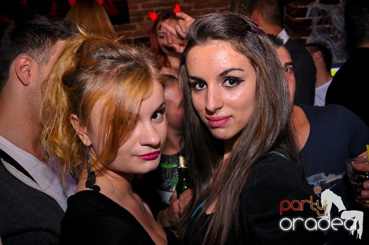 Sâmbătă noaptea în Escape, 