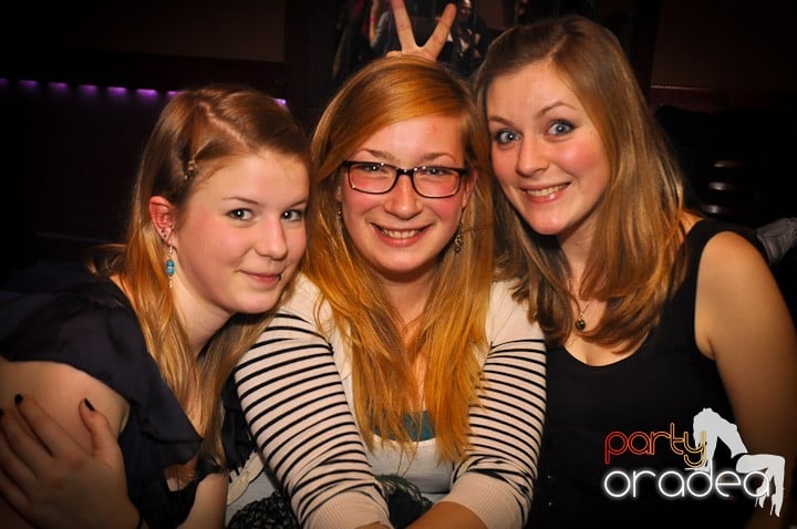 Sâmbătă seara în Chanson, 