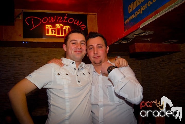 Sâmbătă seara în Downtown, 