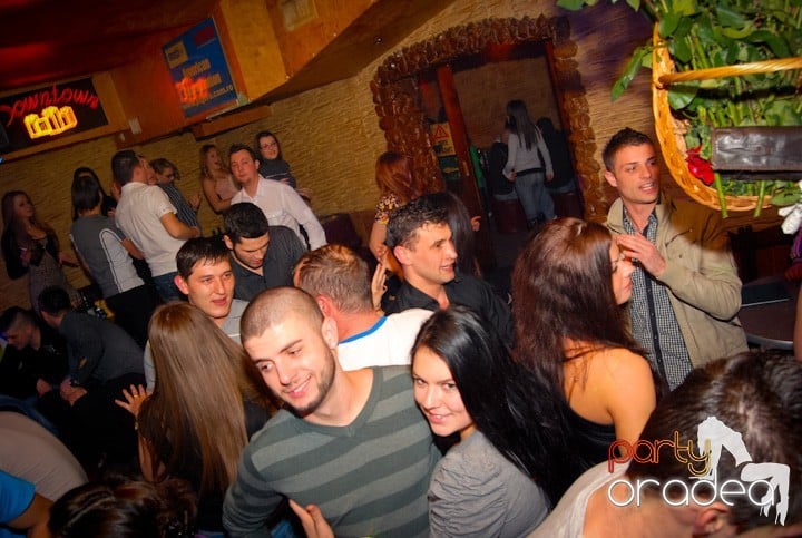 Sâmbătă seara în Downtown, 