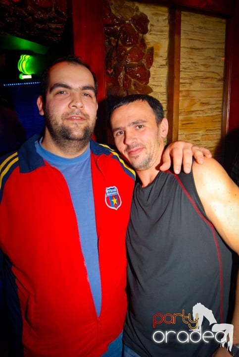 Sâmbătă seara în Downtown, 