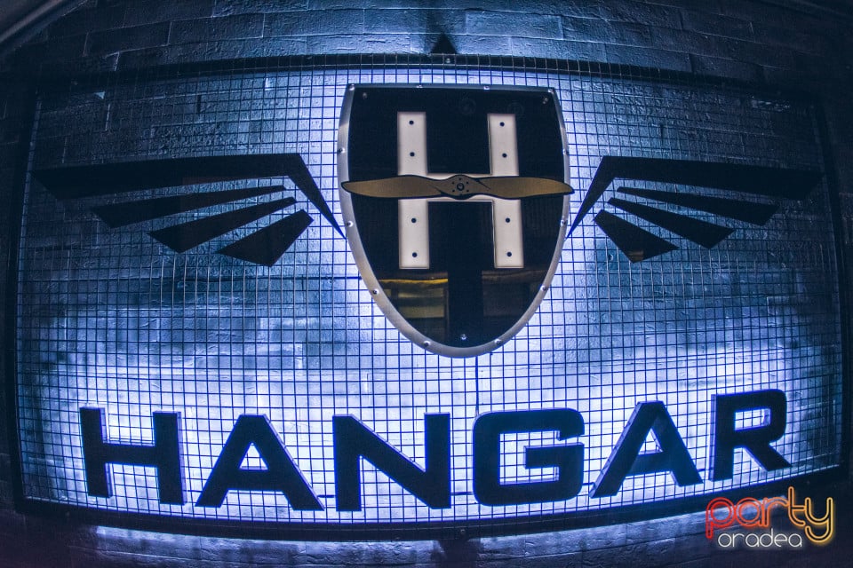 Sâmbătă Seara în Hangar, 