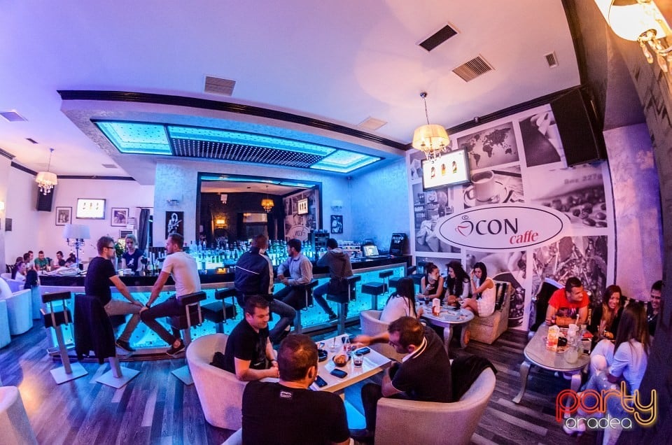 Sâmbătă seara în Icon Caffe, Icon Caffe