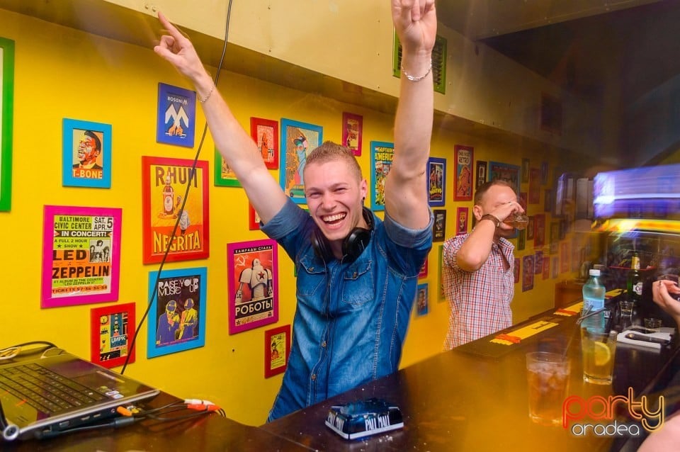 Sâmbătă seara în Yellow, 