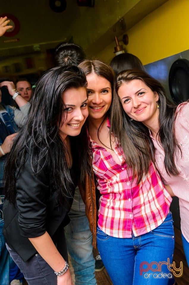 Sâmbătă seara în Yellow, 