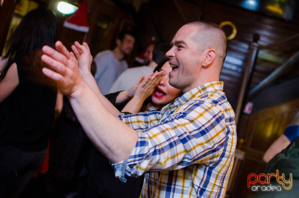 Sâmbătă seara la Columbus, Columbus Cafe