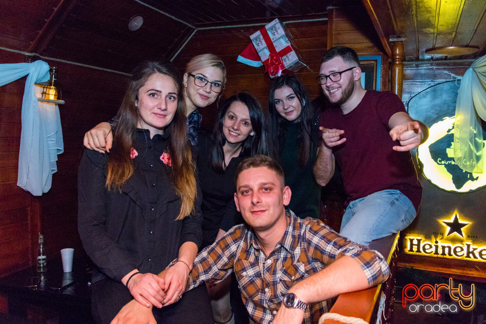 Sâmbătă seara la Columbus, Columbus Cafe