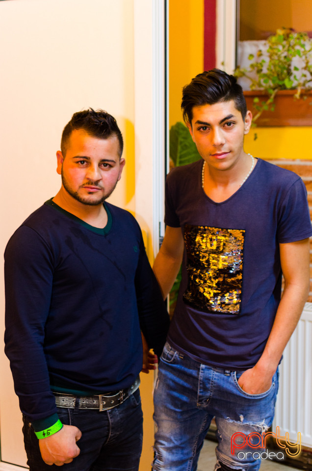 Sâmbătă seara la Disco Faház, 