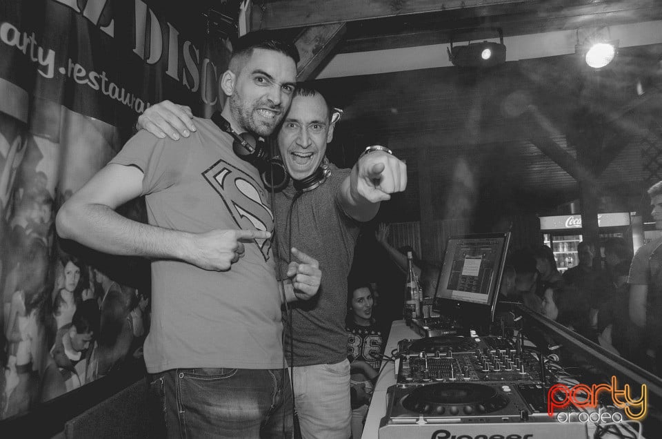 Sâmbătă seara la Disco Faház, 