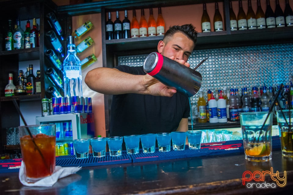 Sâmbătă seara la Edison Pub, 