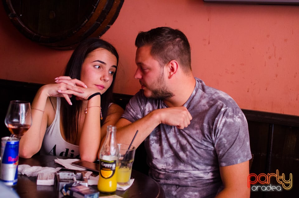 Sâmbătă seara la Edison Pub, 