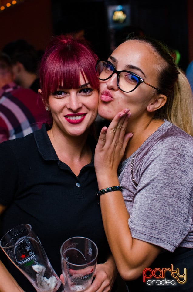 Sâmbătă seara la Edison Pub, 