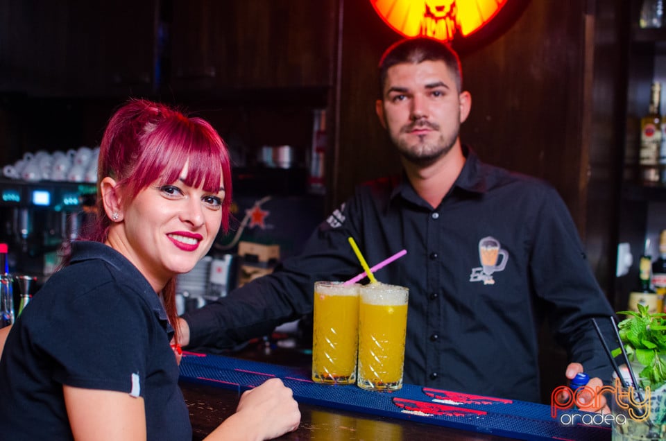 Sâmbătă seara la Edison Pub, 