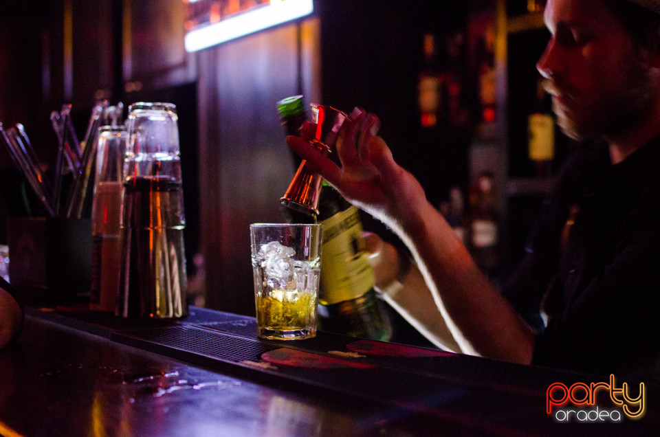 Sâmbătă seara la Edison Pub, 