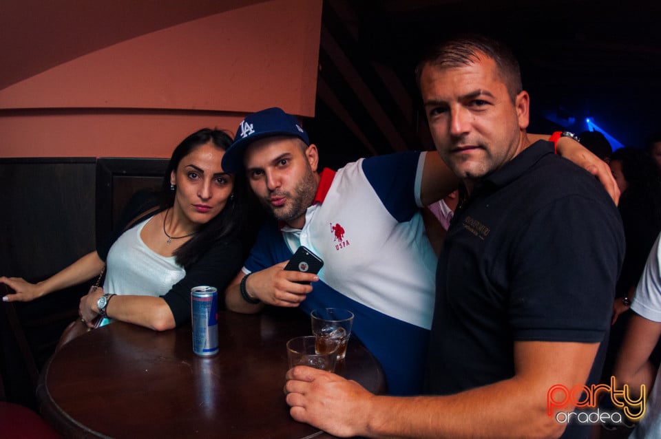 Sâmbătă seara la Edison Pub, 