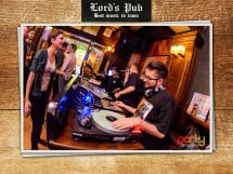 Sâmbătă Seara la Lord's Pub