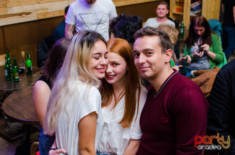 Sâmbătă seara la Steam Bar, 