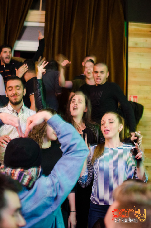 Sâmbătă seara la Steam Bar, 