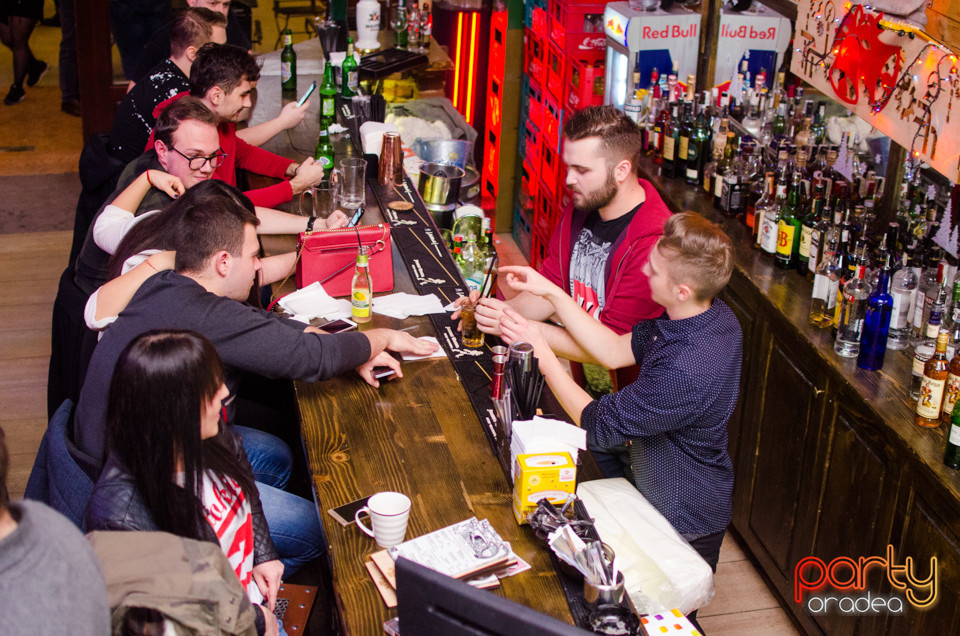 Sâmbătă seara la Steam Bar, 
