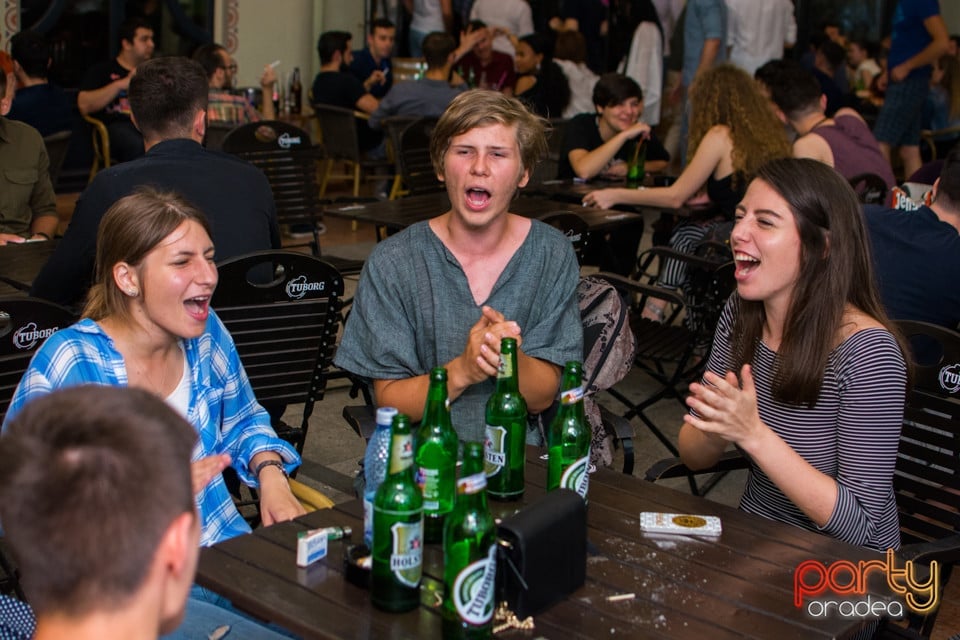 Sâmbătă seara la Steam Bar, 